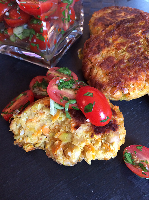 Carrot and leek burgers