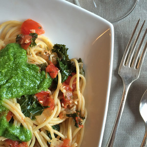 Kale and Tomato spagheti