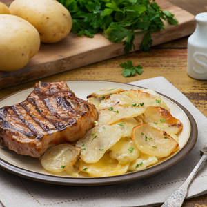 Slow Cooker Scalloped Potatoes