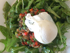 Stuffed Mushroom with Poached Egg and Arugula