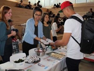 Ryerson students fill half their plate!